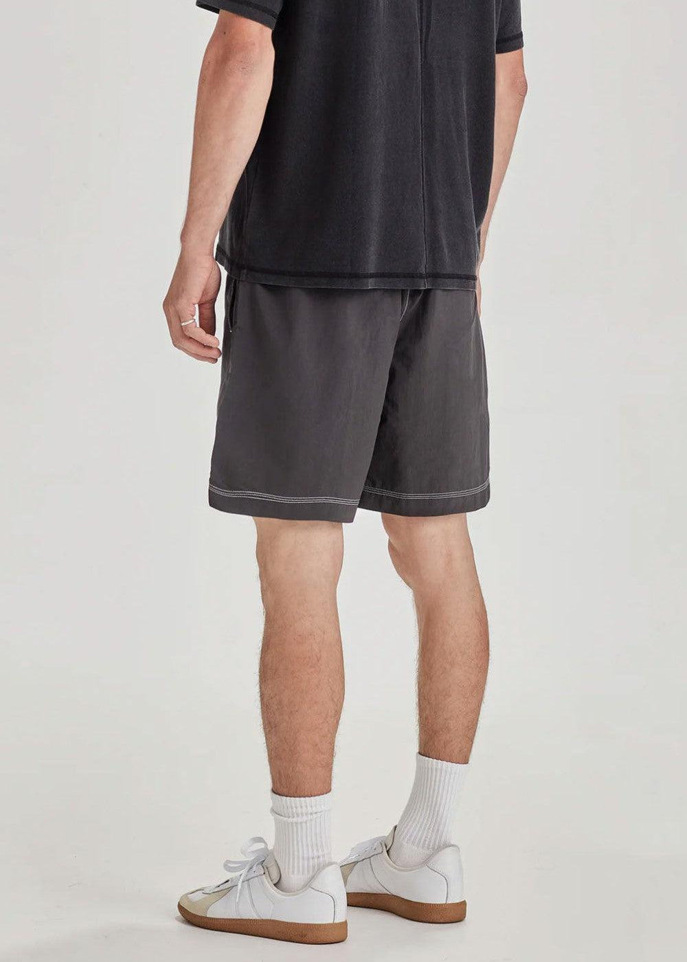 Mens Rec Short / Charcoal | COMMONERS | Mad About The Boy